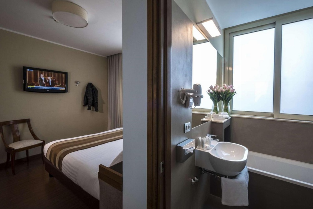 Best Western Hotel Piccadilly Main image